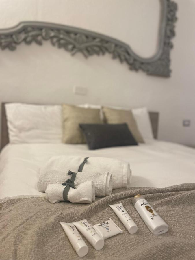 St.Joseph Bed & Breakfast Olbia Dış mekan fotoğraf